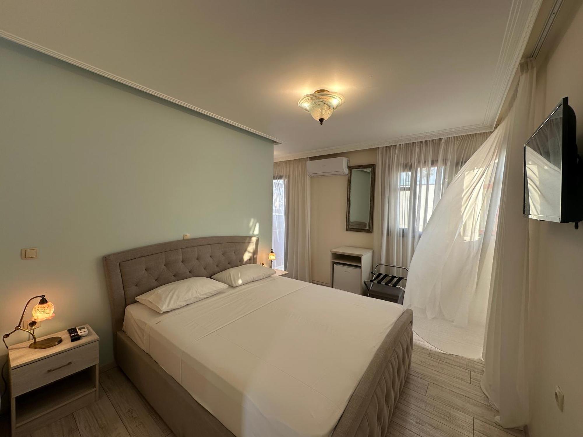 Bed and Breakfast Theasis Афіни Екстер'єр фото